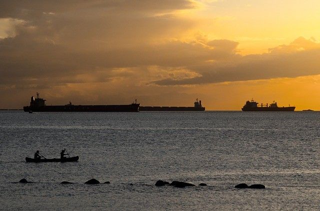 В Газпромбанке заявили о готовности оплатить расходы по репатриации моряков с арестованных в ОАЭ судов компании «Находка-Портбункер»