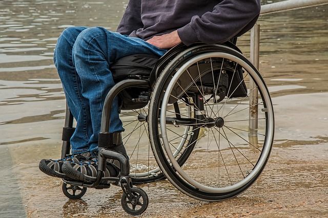 Инвалиды Владивостока: наиболее недоброжелательными являются врачи и работники транспорта