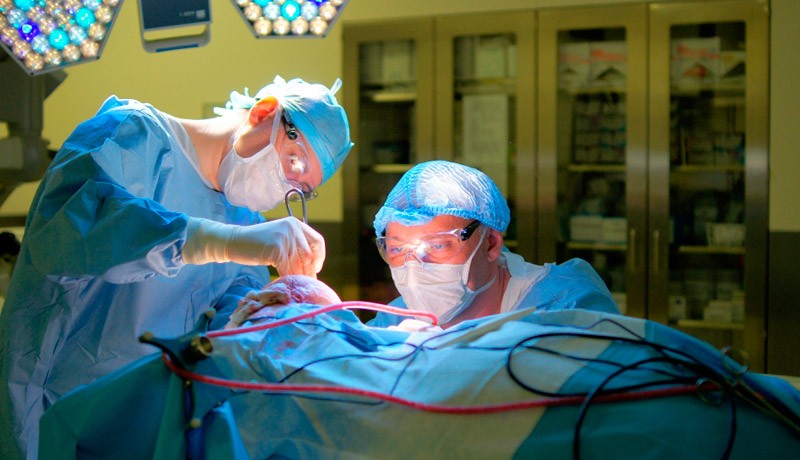 В Медцентре ДВФУ за 2016 год врачи провели 6000 операций
