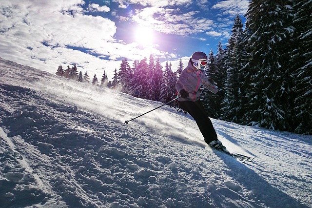 Олимпиада: россиян Денис Спицов занял четвёртое место в лыжном скиатлоне