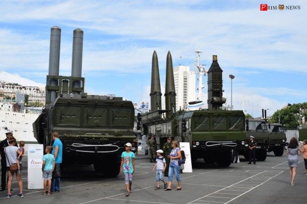Во Владивостоке стартовал военно-технический форум «Армия-2017»