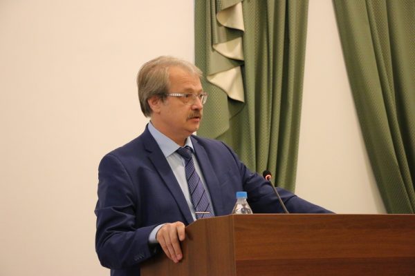 Во Владивостоке вновь смена власти: и.о. главы города Константин Межонов назначен вице-губернатором Приморья