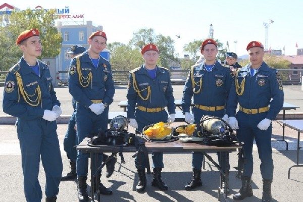 Во Владивостоке отметили 85-летие гражданской обороны России