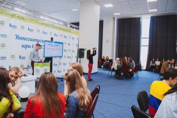 Во Владивостоке прошла первая интеллектуальная профсоюзная игра
