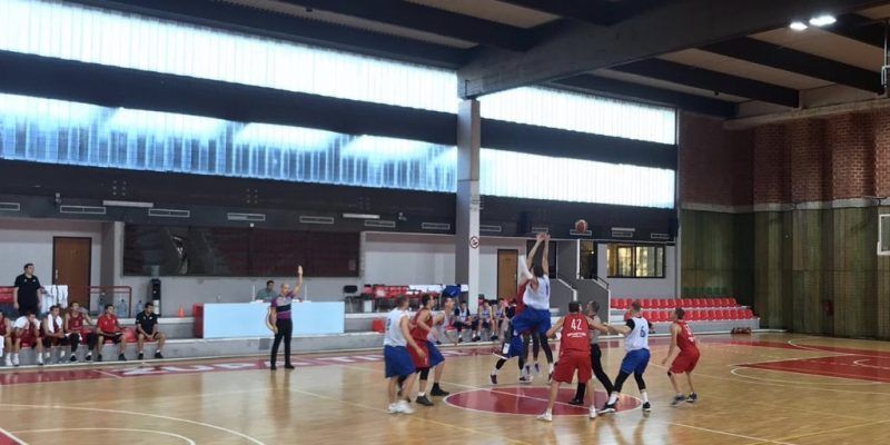 Баскетболисты «Спартака-Приморье» обыграли «Новосибирск» в Черногории