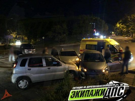 Во Владивостоке пьяная автомобилистка устроила массовое ДТП
