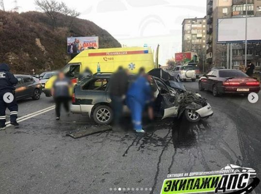 Момент страшного ДТП во Владивостоке попал на видео