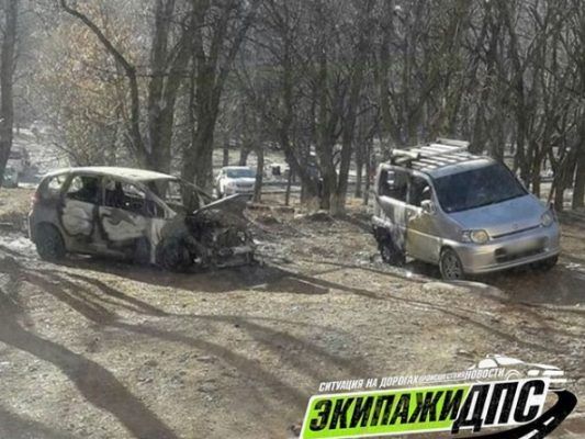 Во Владивостоке ночью сгорел ещё один автомобиль