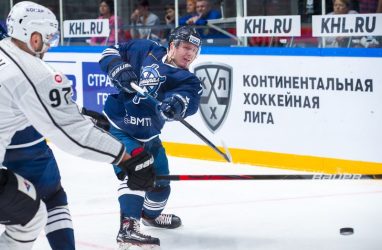 Хоккеисты «Адмирала» проиграли московскому «Динамо»