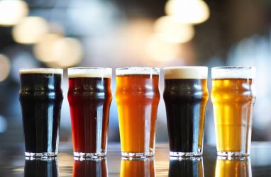 Крафтовое пиво оптом: особенности напитка и торговли им