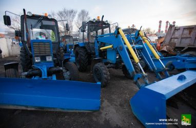 Тракторы отделят от самоходных газонокасилок