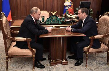 Что Путин сказал Медведеву перед его отставкой?