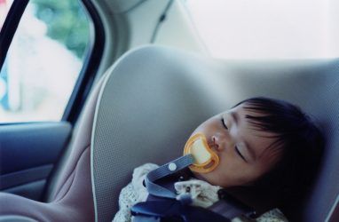 В Приморье с начала 2020 года выявили несколько тысяч нарушений правил перевозки детей в авто