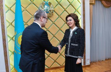 Дарига Назарбаева обсудила вопросы здравоохранения с представителями ВОЗ