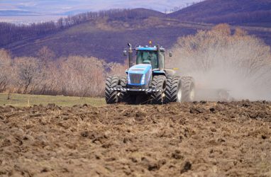Предприятиям Белоруссии предложили организовать в Приморье локальную сборку сельхозоборудования
