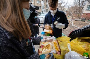 Во Владивостоке нуждающимся развозят продукты — мэрия