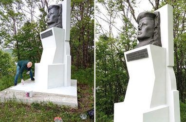 Во Владивостоке благоустроили памятник сигнальщику корабля ТЩ-278 Григорию Елисееву