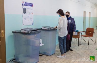 В Приморье поправки в Конституцию одобрили 78,67%% избирателей — данные на 03:21
