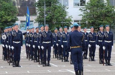 В Уссурийске отметили 90-летие Воздушно-десантных войск — видео