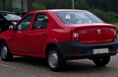 Автомобиль Renault Logan оказался одним из самых популярных у туристов