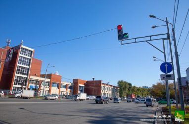 Во Владивостоке в районе «Примводоканала» установили дополнительный светофор