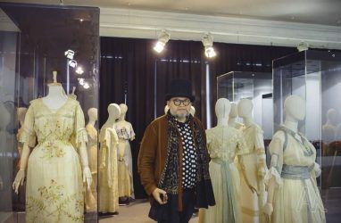 Во Владивостоке открылась выставка, посвящённая русской моде конца XIX — начала XX веков