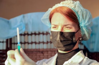 В Приморье уничтожили партию вакцины от коронавируса
