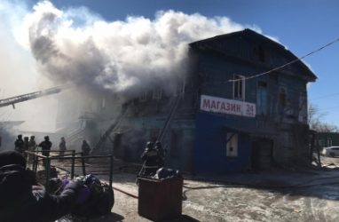 Уголовное дело завели после гибели человека на пожаре в пригороде Владивостока