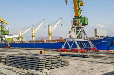 «Восточный порт» установил рекорд по отгрузке металлопродукции
