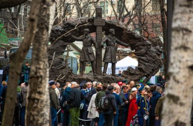 Во Владивостоке открыли памятник участникам одного из самых загадочных военных конфликтов