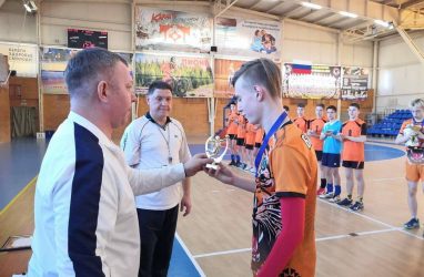 Сборная Приморья выиграла «серебро» первенства Дальнего Востока по волейболу