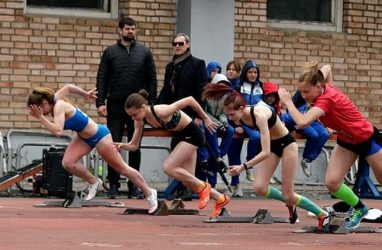 Во Владивостоке состоялся легкоатлетический фестиваль «Первая высота»