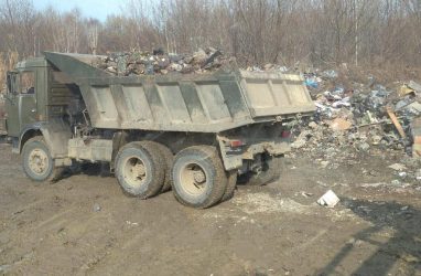 Военные коммунальщики в Хабаровском крае ликвидируют огромную свалку