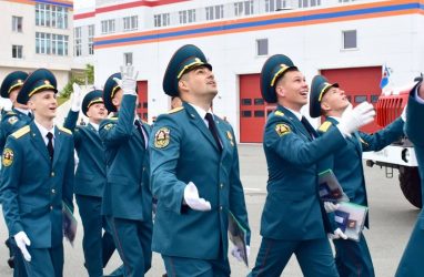 Состоялся четвёртый выпуск в Дальневосточной пожарно-спасательной академии