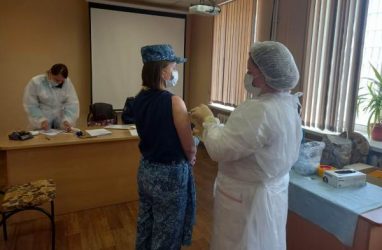 В Приморье после двух прививок не было тяжёлых случаев ковида — губернатор