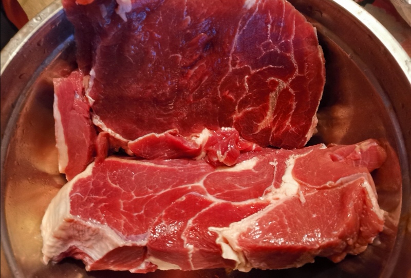 Мясо в Приморье поставляют из десяти стран мира