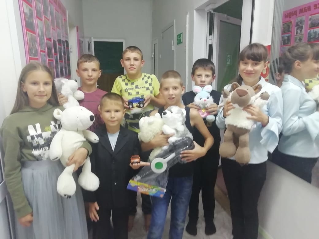 В Приморье спасатели и общественники навестили воспитанников детдома