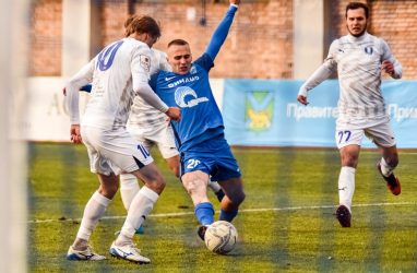 Футболисты «Динамо-Владивосток» упустили победу над курянами