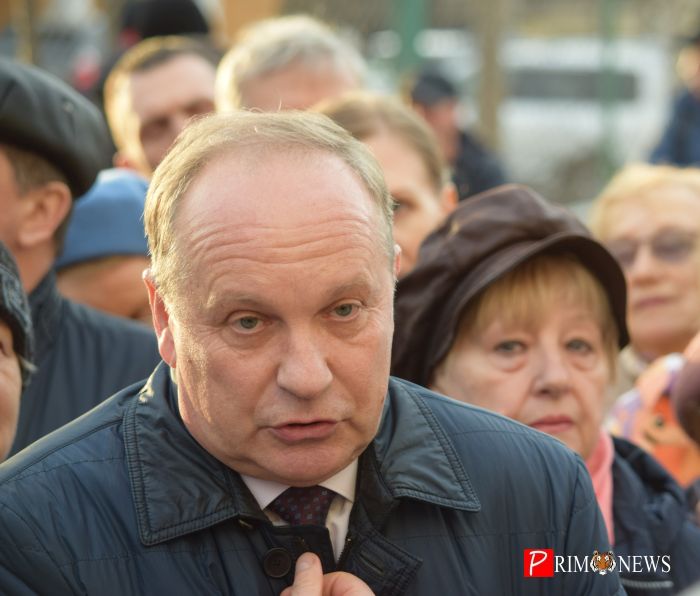 Экс-мэр Владивостока отрицает свою вину по делу о взятке