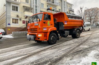 «Я поехал за газовыми баллончиками»: жители Владивостока — о ледяном дожде