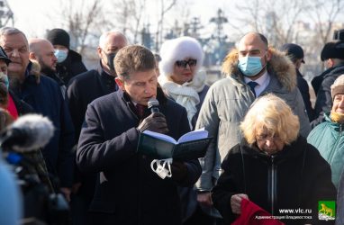 «Мы — один народ»: губернатор Приморья — о событиях на Украине