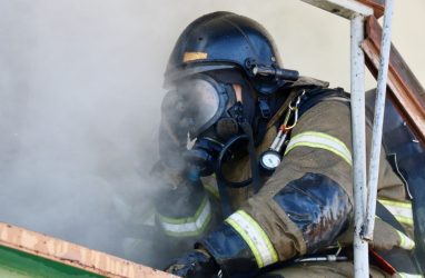 Газовые баллоны рвались во время серьёзного пожара в Приморье