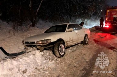 Один из городов Приморья за два дня завалило пятимесячной нормой снега