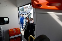 <strong>Парк приморской службы скорой помощи пополнился еще 60 спецмашинами. Ключи от нового транспорта водителям медучреждений вручил губернатор Приморского края Олег Кожемяко во вторник, 10 ноября. Фото - Александр Сафронов (правительство Приморского края)</strong>