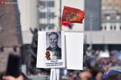 <strong>"Бессмертный полк" прошёл по улицам Владивостока</strong>