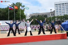<strong>На церемонии открытия выступали вокально-танцевальные коллективы</strong>