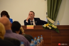 <strong>Форум прошел при оглушительном аншлаге в зале заседаний городского парламента</strong>