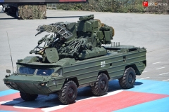 <strong>Зрителям демонстрировали военную технику</strong>