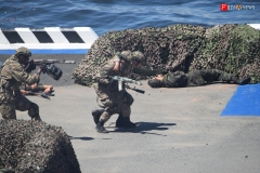 <strong>Действия сил специального назначения, бойцов 42-ого морского разведывательного пункта (остров Русский), по-традиции также вошли в программу праздника</strong>