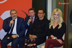 <strong>Кубок чемпионата мира по футболу FIFA прибыл во Владивосток</strong>